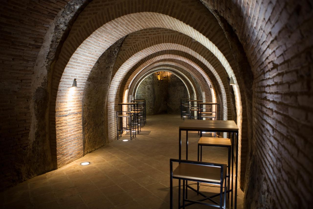 Posada Isabel De Castilla Мадригаль-де-лас-Альтас-Торрес Экстерьер фото